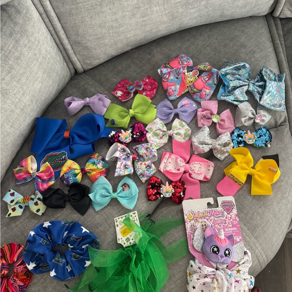 Colorful Hair Bow Collection - Bundle of 22 bows, 4 scrunchies